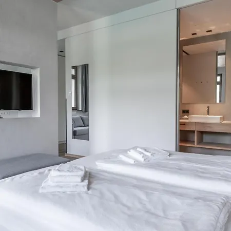 Seehotel Bellevue By Keyone * 젤암제