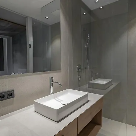 Seehotel Bellevue By Keyone 젤암제