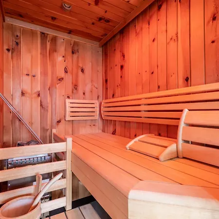 Seehotel Bellevue By Keyone فندق *